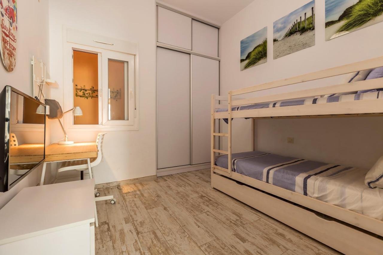 Bajo Con Jardin Y Piscina Cerca De La Playa Dos Tarifa