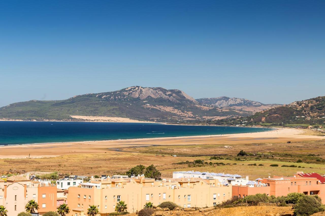 Bajo Con Jardin Y Piscina Cerca De La Playa Dos Apartment